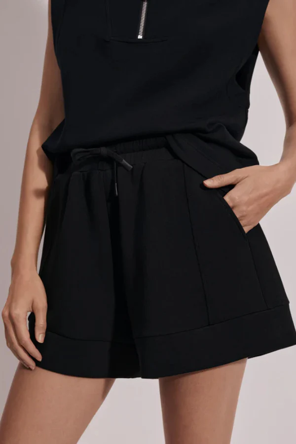 ATRIUM HIGH RISE SHORT - BLACK