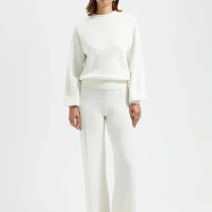 CORINE BROEK - WINTER WHITE