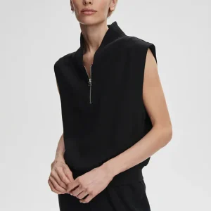 LORETTA HALF ZIP - BLACK