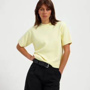 RAE T-SHIRT - PASTEL YELLOW