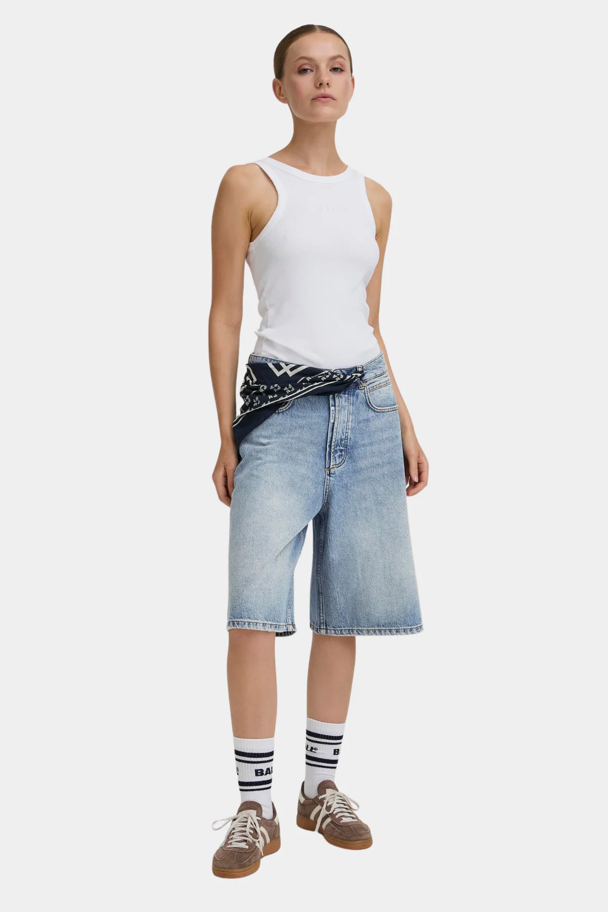 BASAGA MW DENIM SHORTS - 90S MEDIUM BLUE INDIIGO - Afbeelding 6