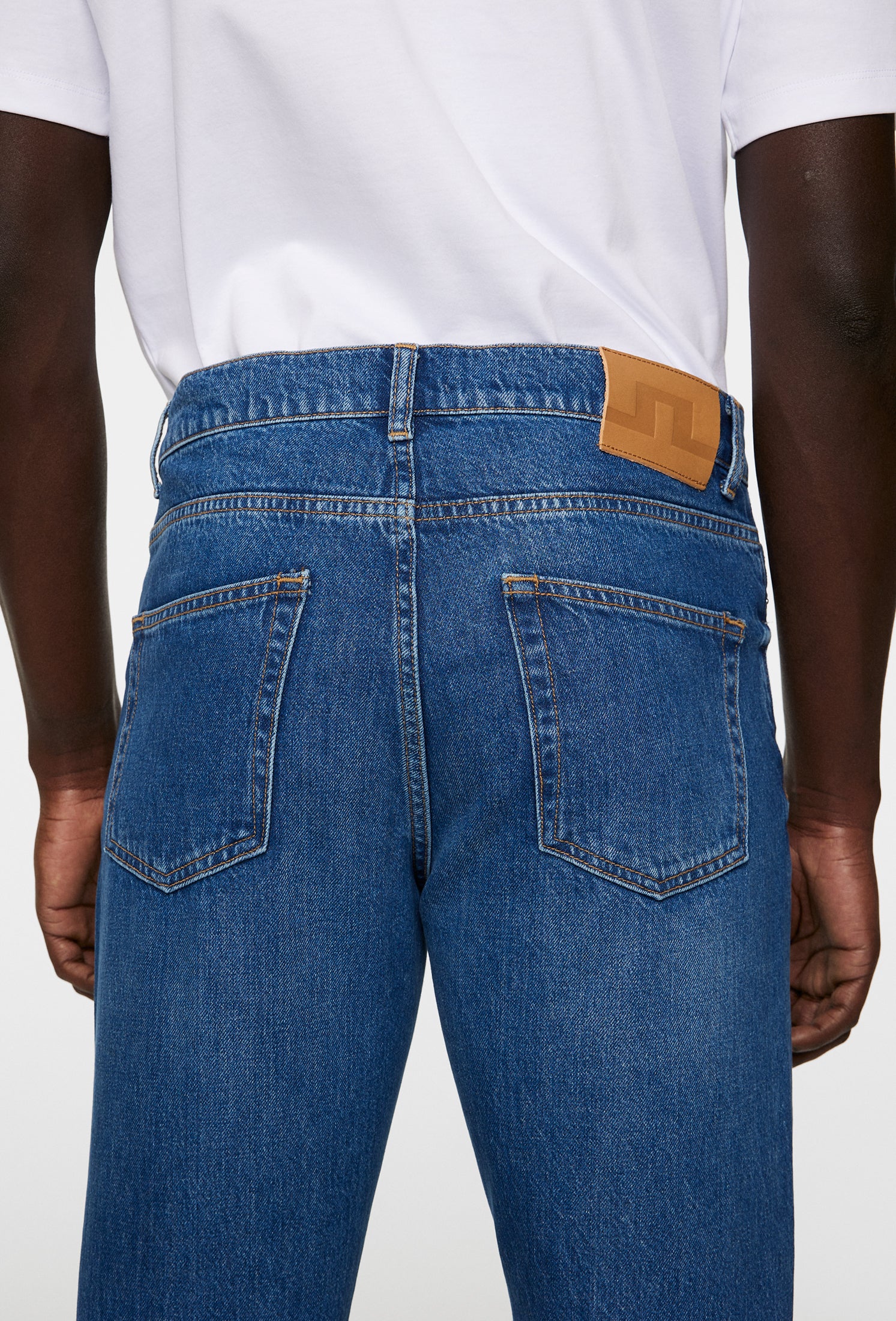 CODY MID WASH REG JEANS MID BLUE - LENGTEMAAT 32 - Afbeelding 6