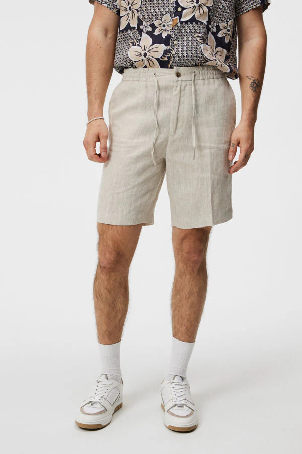 BARON LINEN SHORTS - SAFARI BEIGE