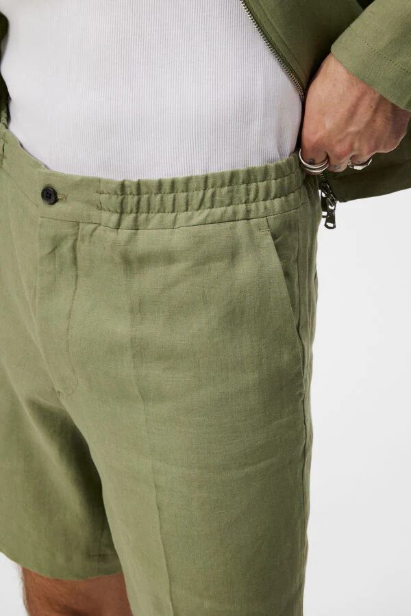 BARON LINEN SHORTS - OIL GREEN - Afbeelding 5