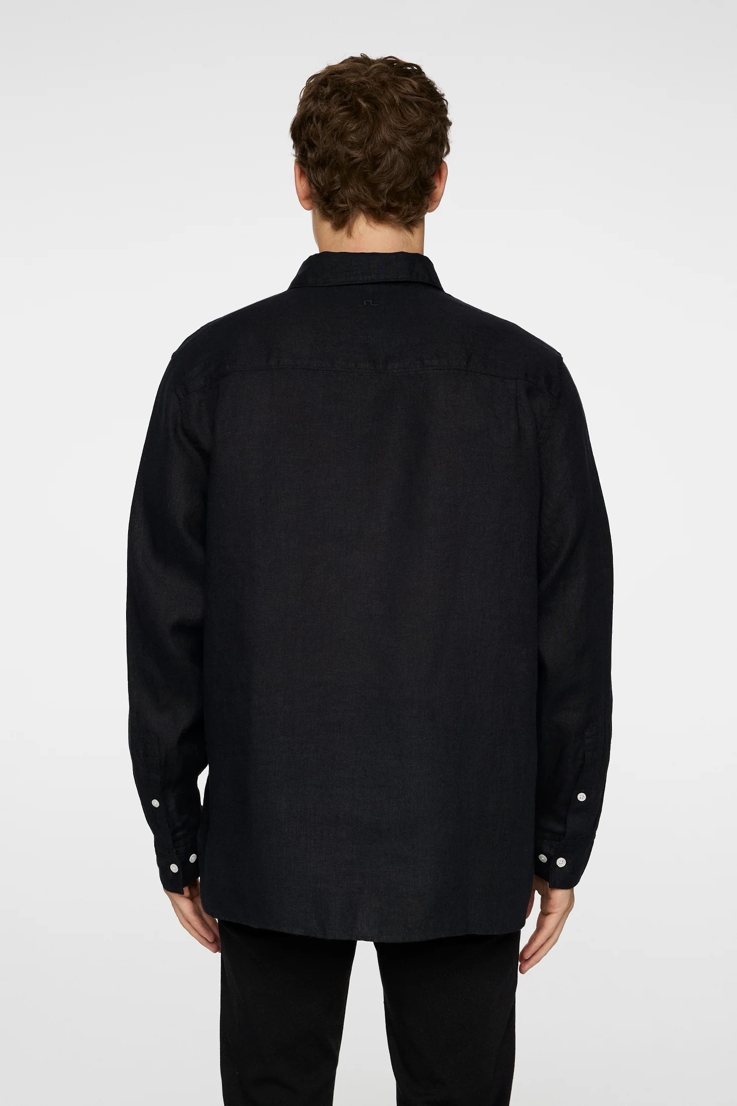 REG LS CLEAN LINEN SHIRT - BLACK - Afbeelding 3