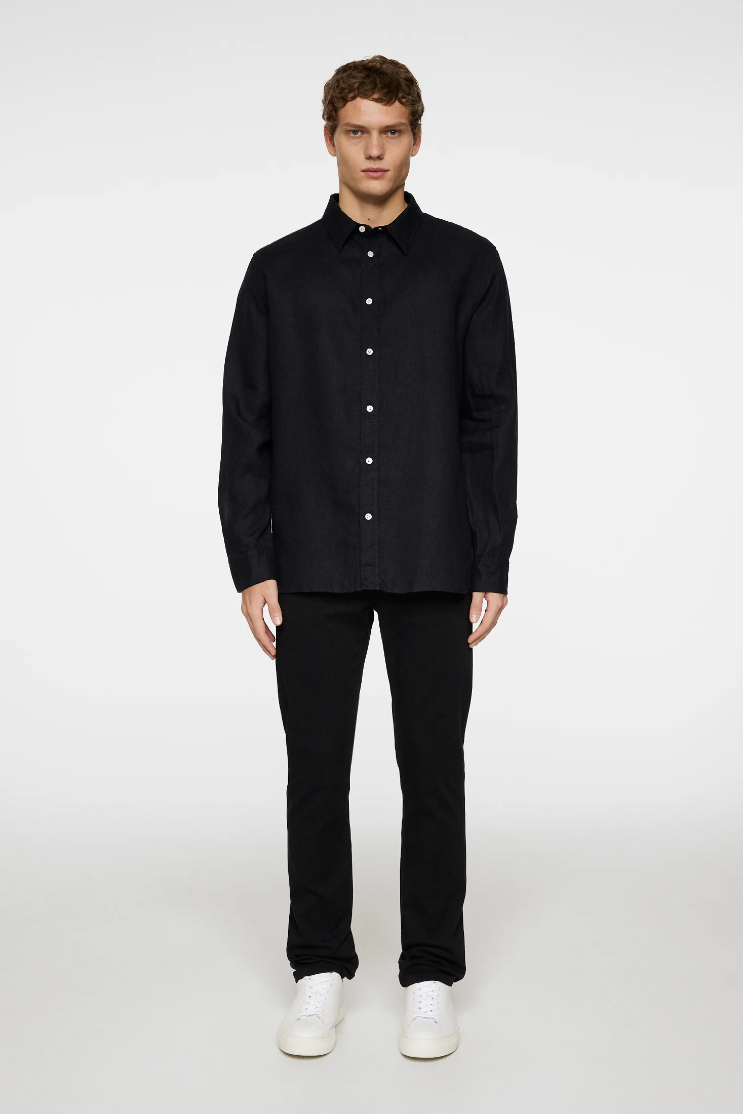 REG LS CLEAN LINEN SHIRT - BLACK - Afbeelding 4