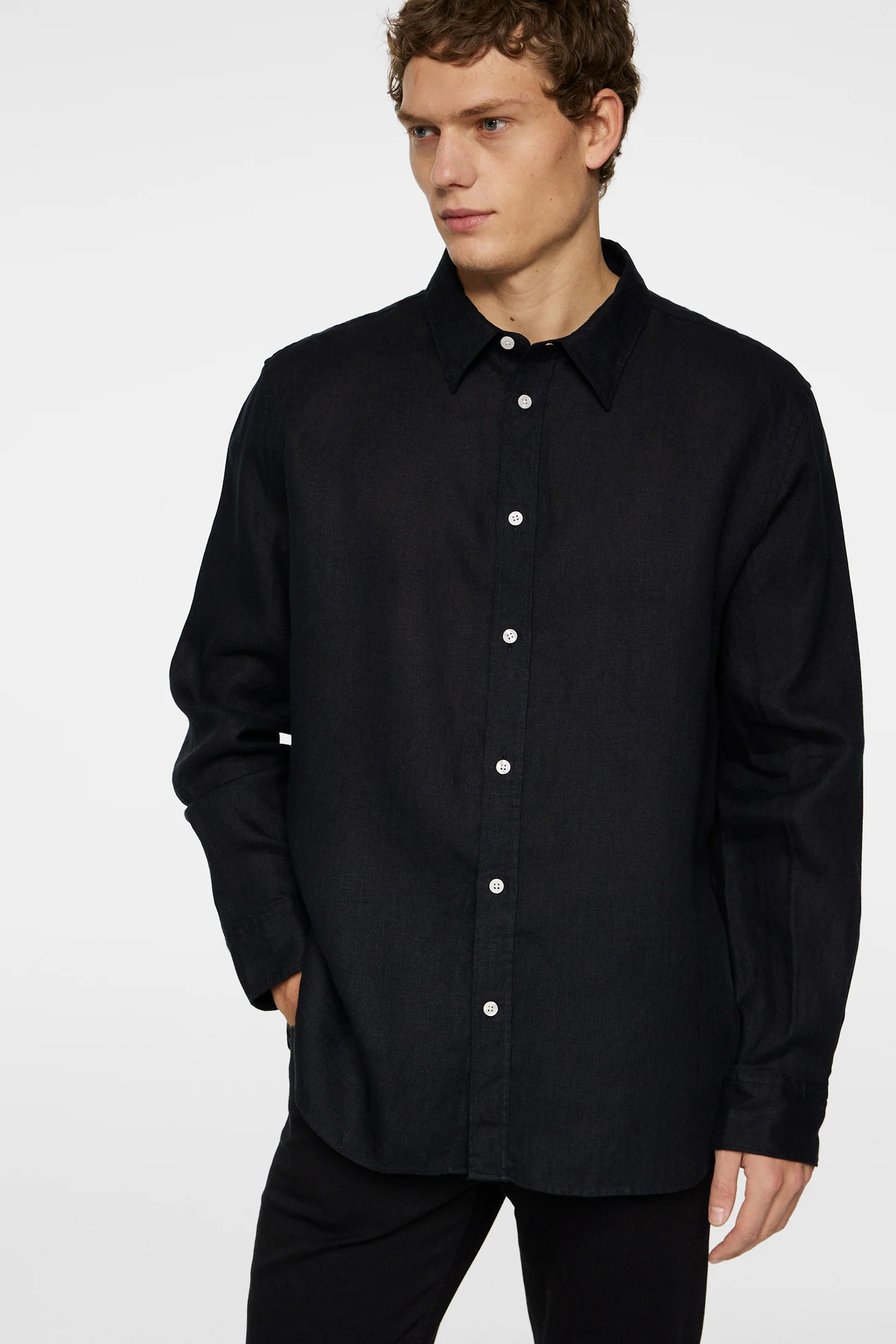 REG LS CLEAN LINEN SHIRT - BLACK - Afbeelding 5