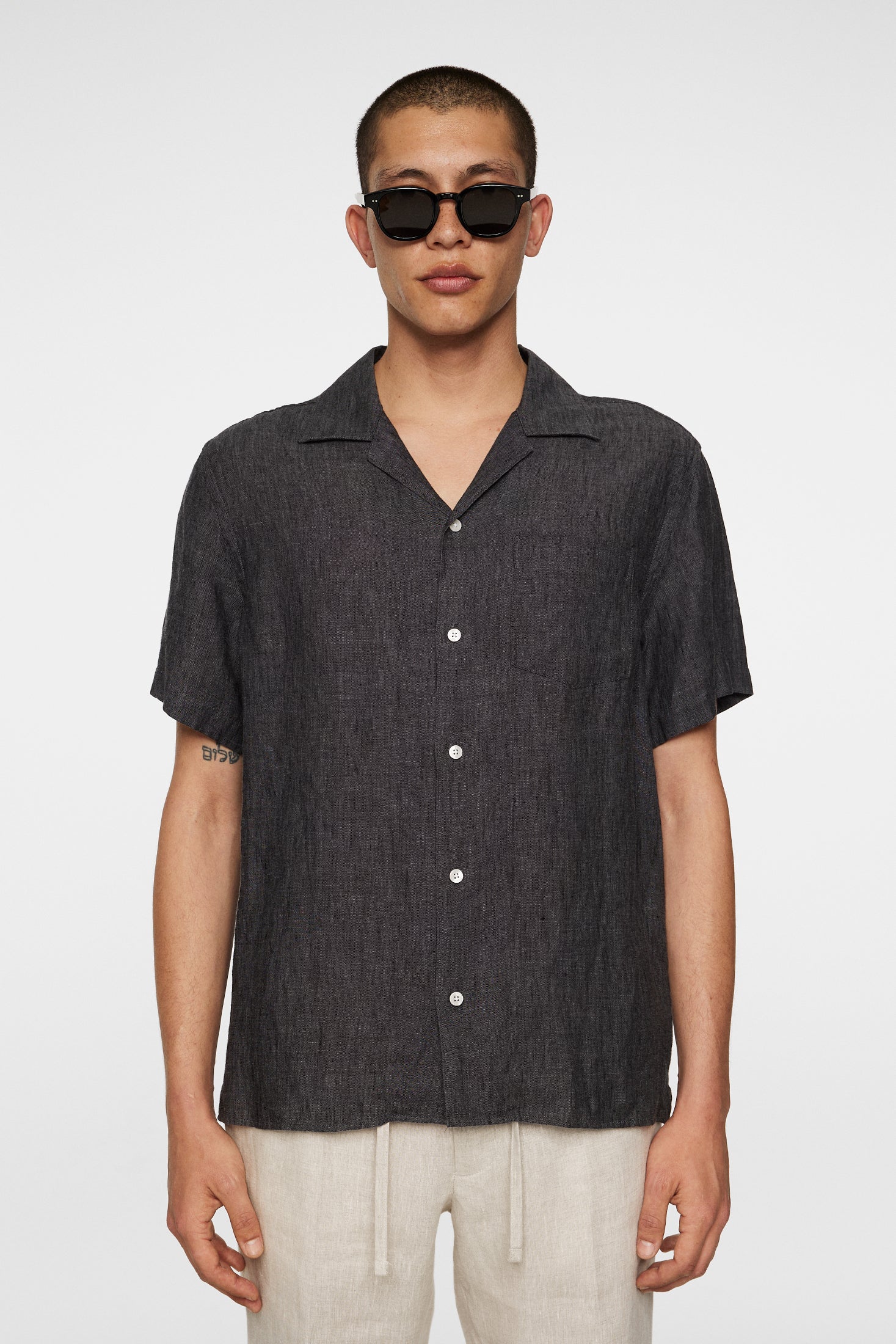 ELIO LINEN MELANGE SHIRT - BLACK - Afbeelding 2