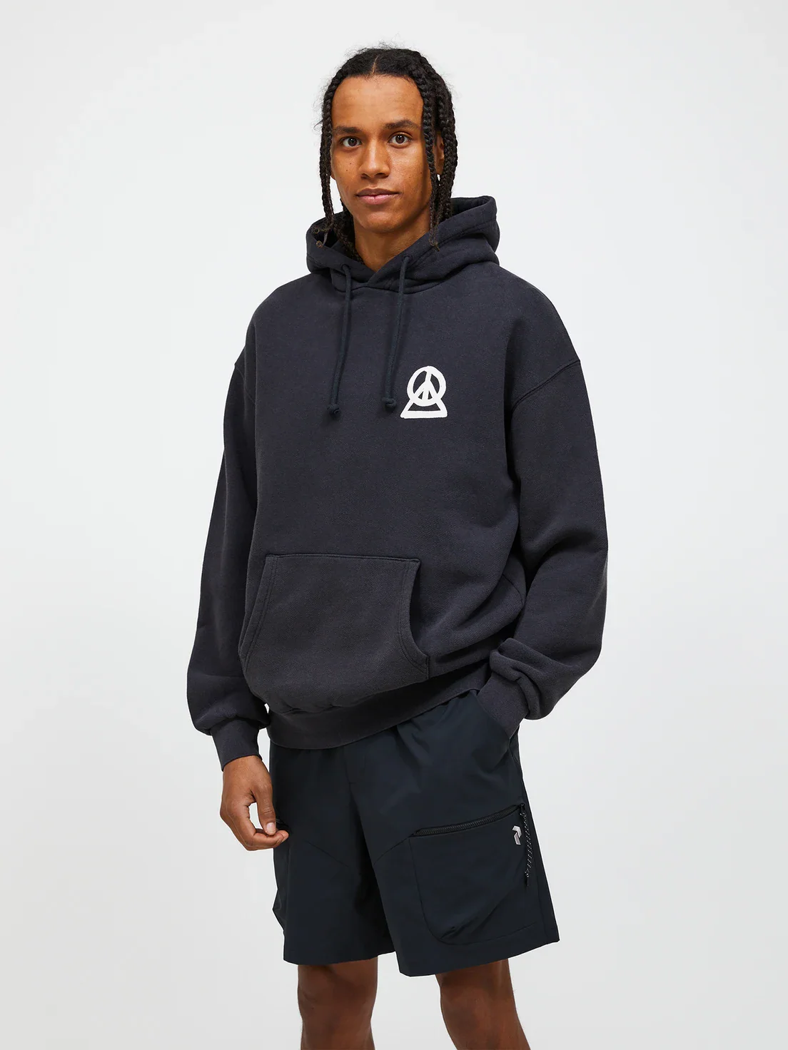 GRAPHIC HOOD - BLACK