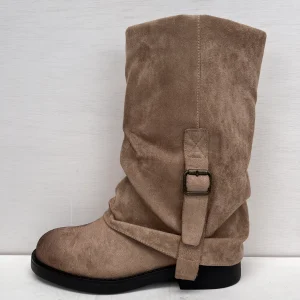Stoere laarzen met flap khaki