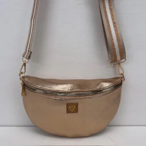 Metallic love crossbody champagne