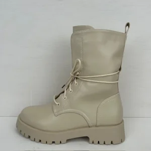 Gave leatherlook veterboots beige