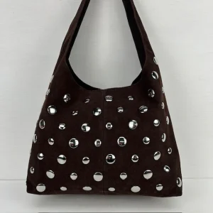 Geweldige schoudertas met studs bruin