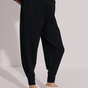 THE RELAXED PANT - BLACK