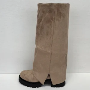 Hoge suedine boots met flap khaki